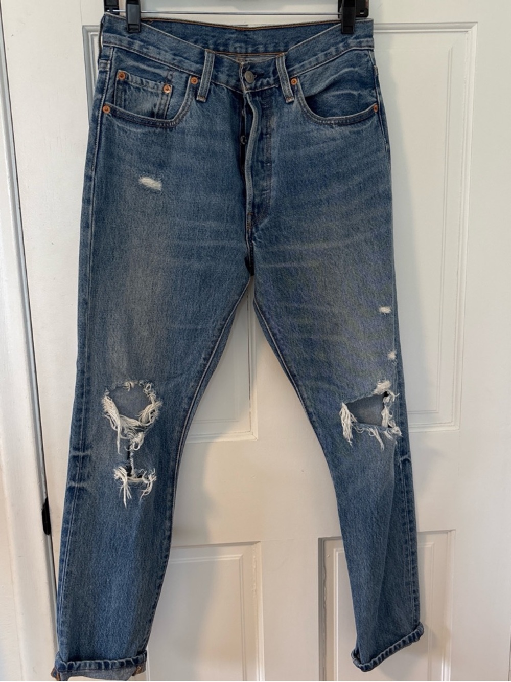 Levi 501 skinny distressed jeans